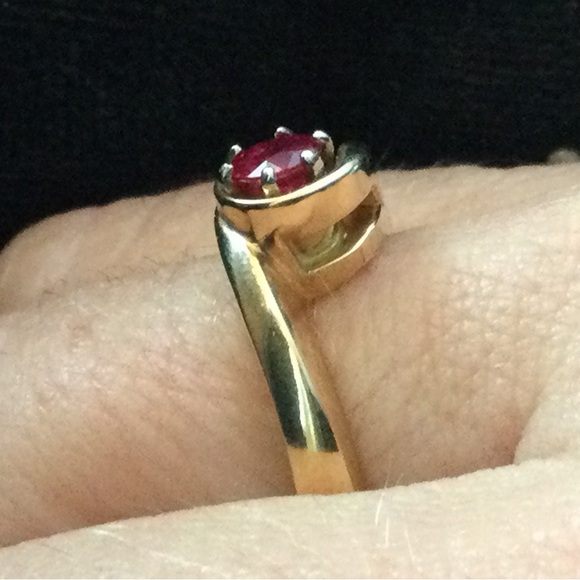 14k Yellow Gold Ruby and Diamond Ring - Picture 6 of 8